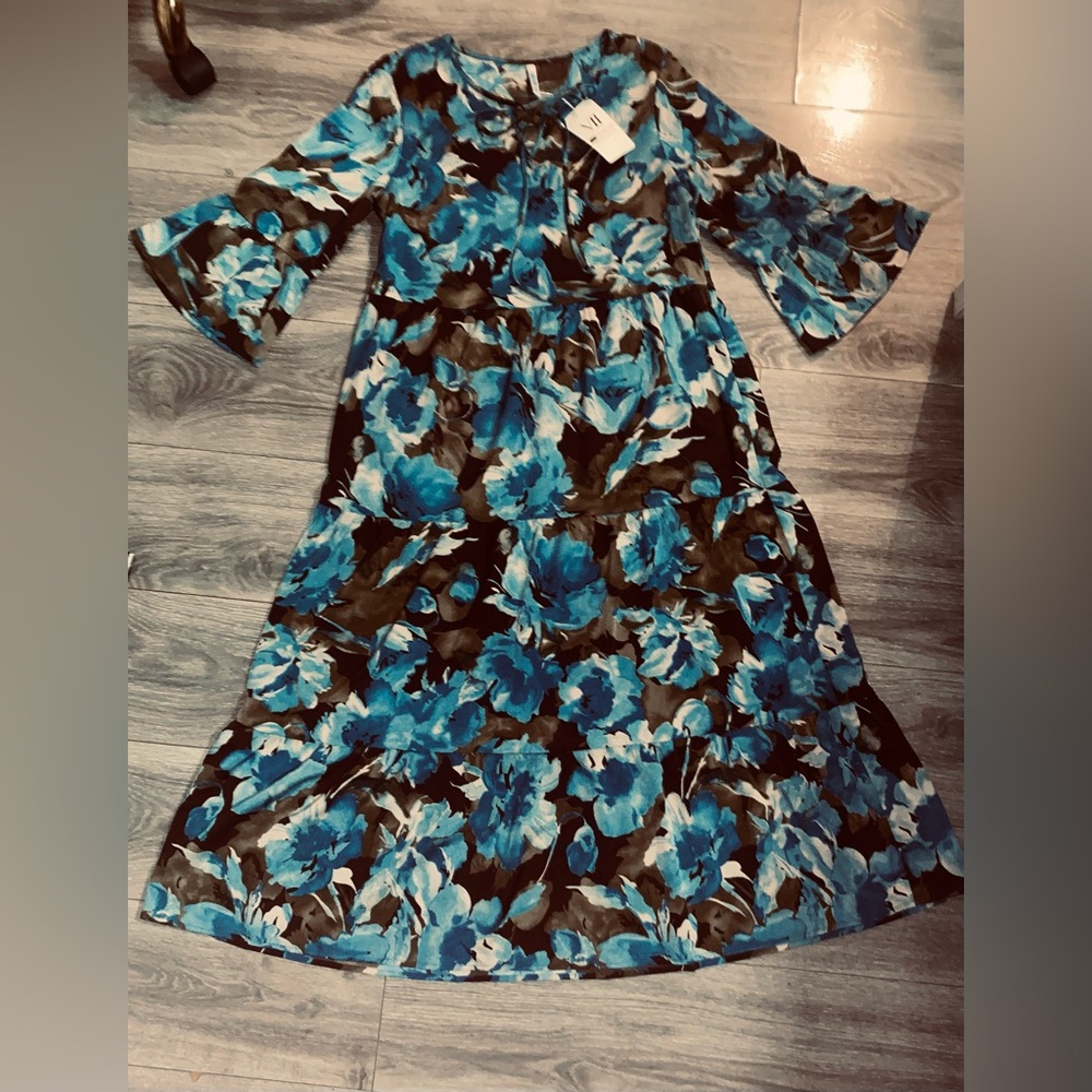 New Women’s VII Show Cozy Dress